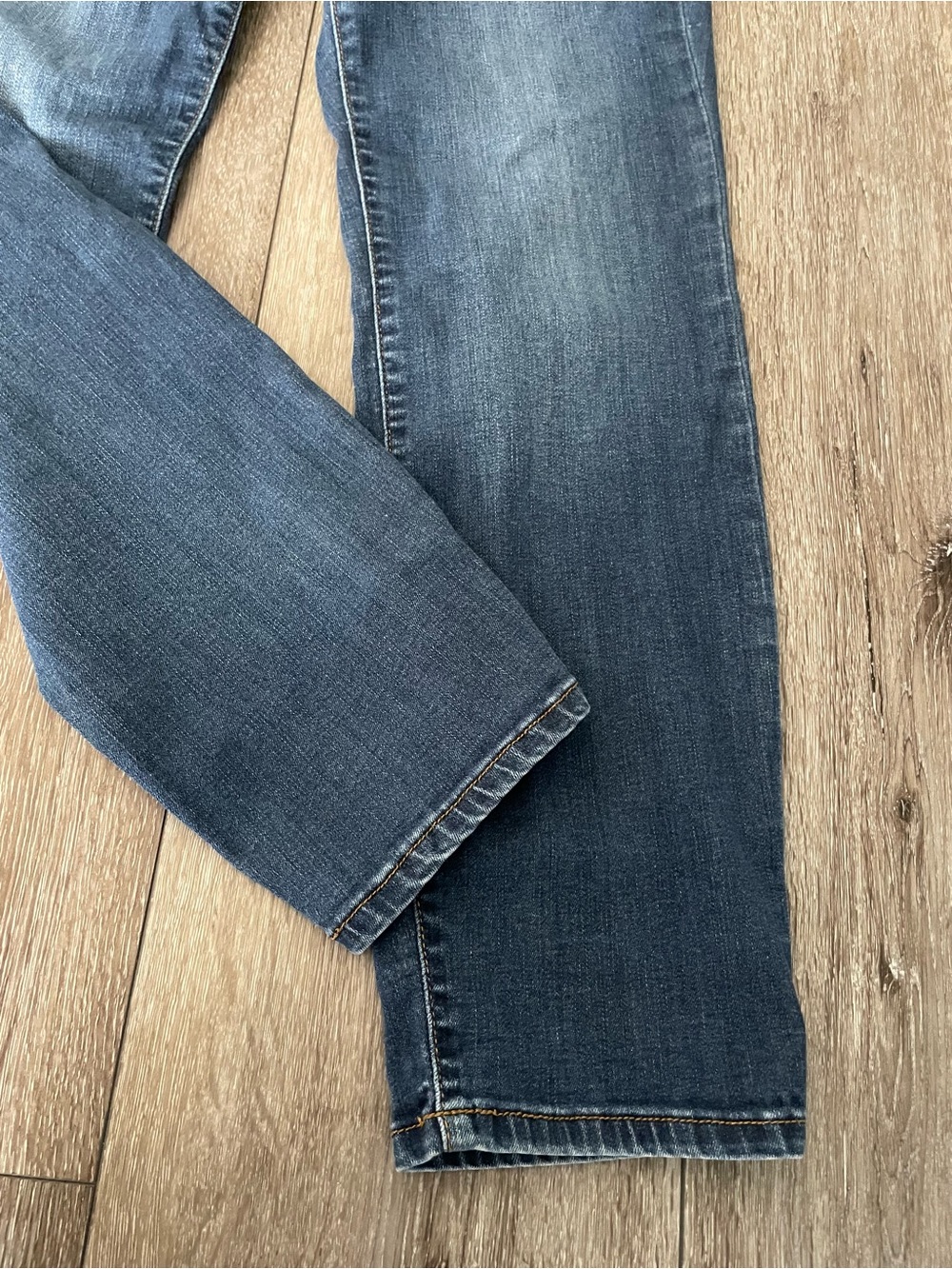 Judy Blue JB82356DK Mid Rise Straight Leg Jeans Size 14 - Picture 4 of 9